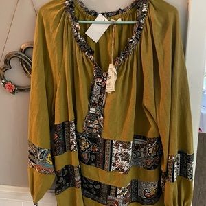 Boutique long sleeve